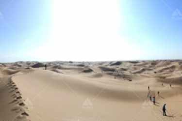 库布其沙漠七星湖景区的亮点是什么？