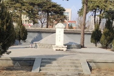 谭鑫培墓