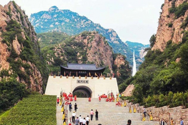 闻名遐迩的“世外桃源”野三坡有哪些景点值得去游览呢？