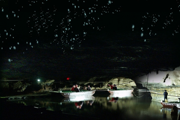 沂水地下荧光湖