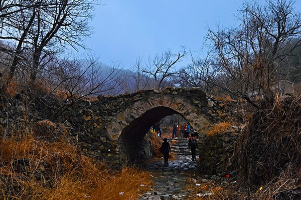 去石花洞团建好吗？_2