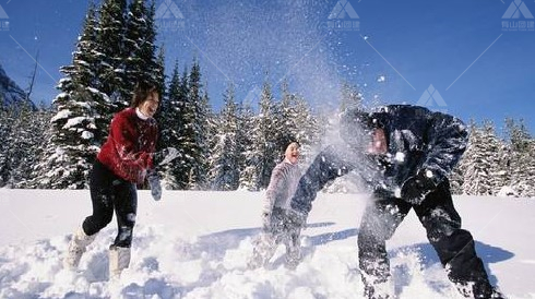 揭秘冬季滑雪旅游團建活動為何如此火爆……_3