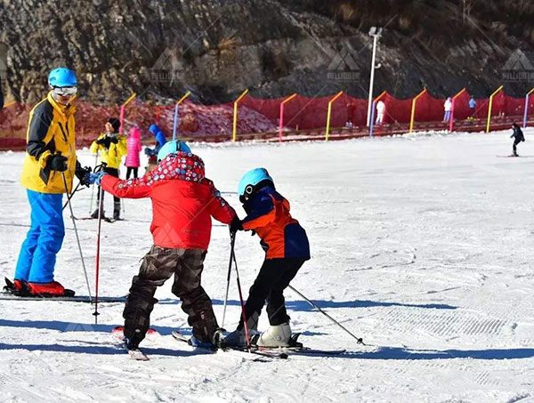 滑雪团建 北京各大滑雪场开放时间一览表_3
