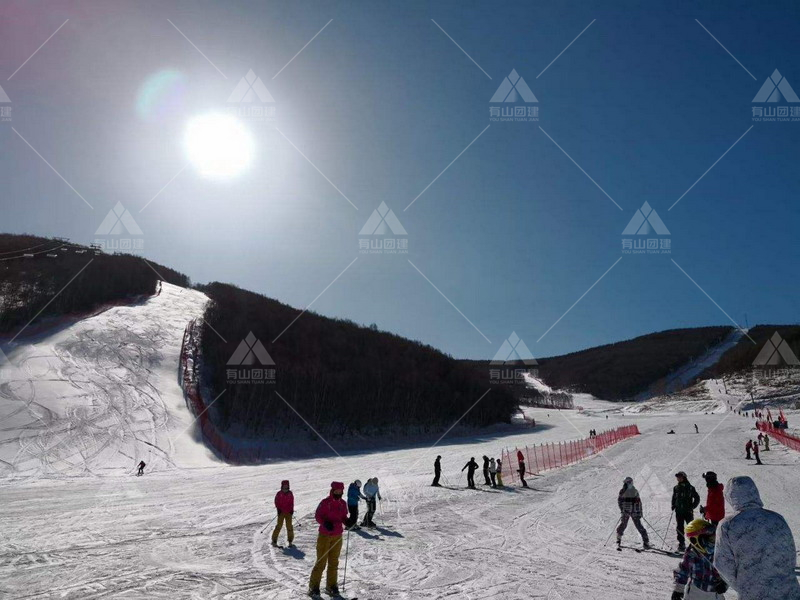 “热雪之旅，宣战寒冬”——记一次快乐的滑雪团建……_2