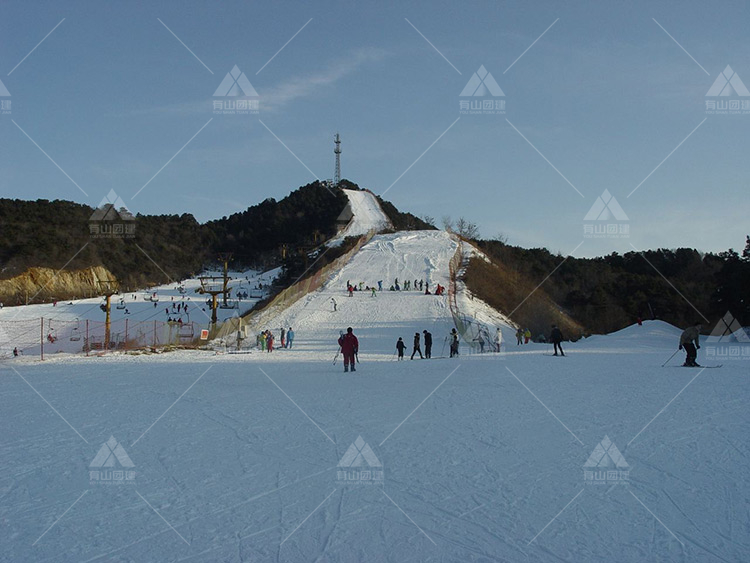 北京冬季团建：温泉滑雪必不可错过！_7