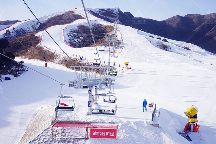 北京滑雪温泉度假村图片