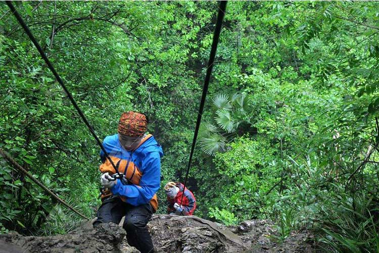 橋降團(tuán)建：水泉溝旺泉峪大橋是體驗(yàn)高空速降的好地方_3