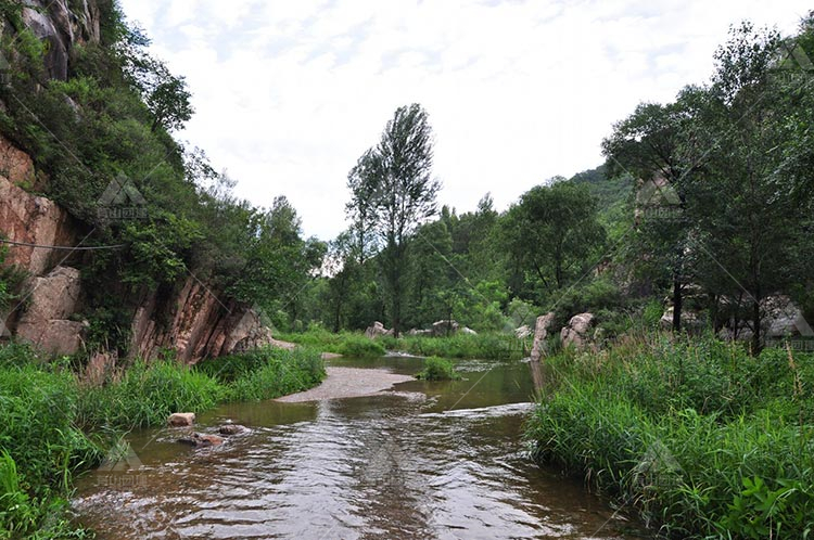 橋降團(tuán)建：水泉溝旺泉峪大橋是體驗(yàn)高空速降的好地方_4