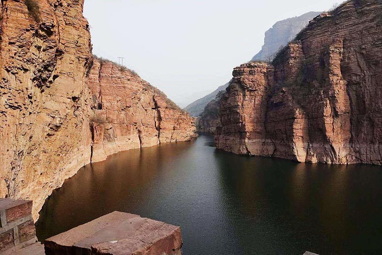 绝美的挂壁公路：十里峡沟不见天——沟岔峡谷_6