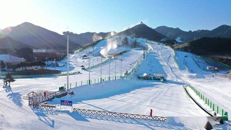 滑雪季 ！2022冬奥会！北京十家滑雪场地的攻略！_1