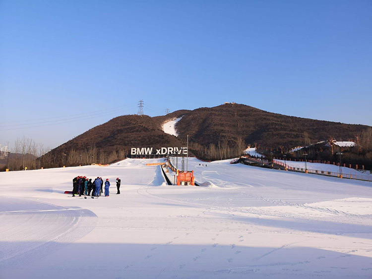 滑雪季 ！2022冬奥会！北京十家滑雪场地的攻略！_8