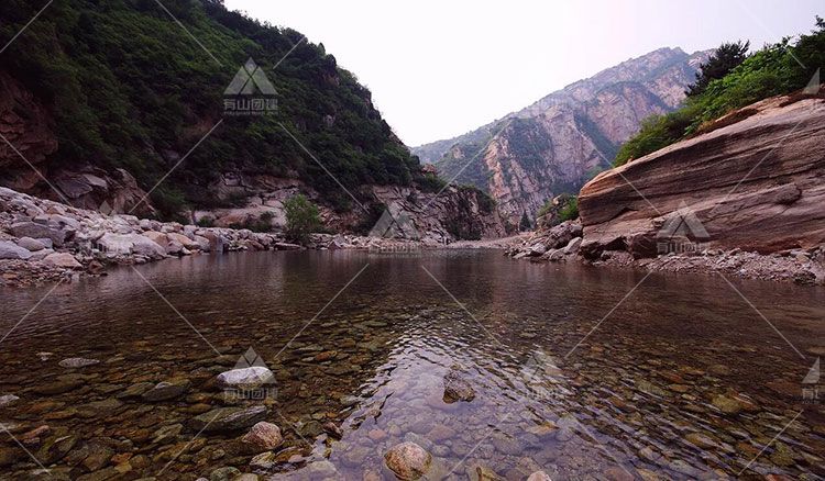 想體驗(yàn)野外徒步團(tuán)建拓展的朋友可以來云蒙峽_2