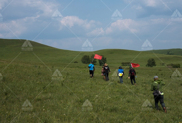 2020乌兰布统专业全面的旅游攻略，就在有山团建！_2